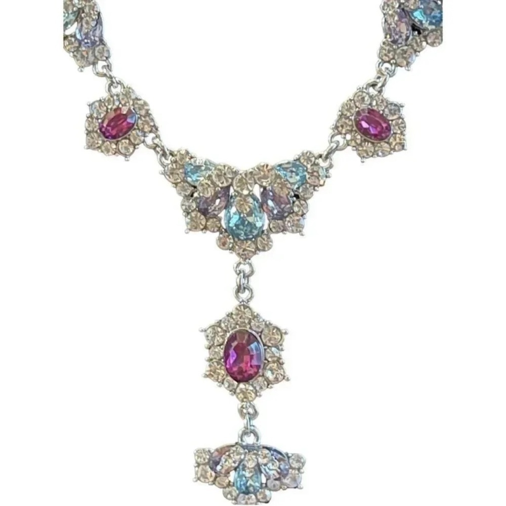 Multicolor Crystal & Stone Cluster Lariat Necklace - Picture 4 of 4